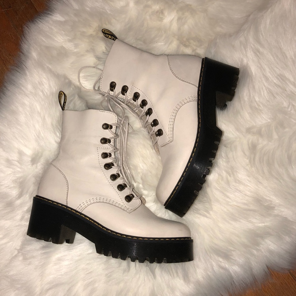 dr marten leona boots